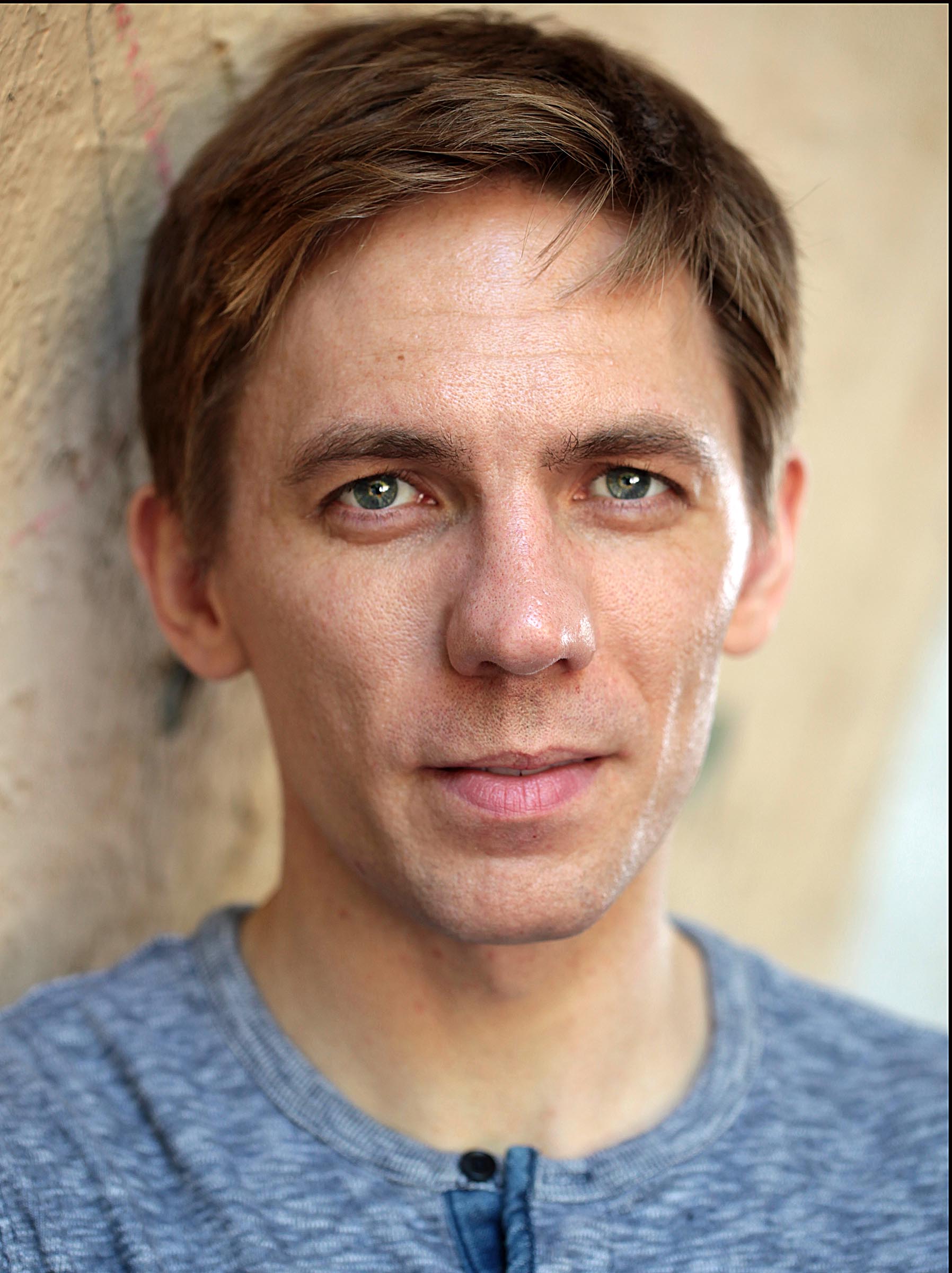 Jed Peterson is an actor, known for Left Bank Bookseller (2012), The Blacklist (2013) and Elementary (2012), https://jedqpeterson.wixsite.com/jedqpeterson,  Actor, Headshot by Tess Steinkolk NYC Professional Portrait and Headshot photographer headshot photography for Stage and film actors PETERSON_BestportraitphotographerTessSteinkolkphotographyportraitscelebrityphotosactorsheadshotPRprofilemusicianNewYorkcorporateexecutiveportraitNYC