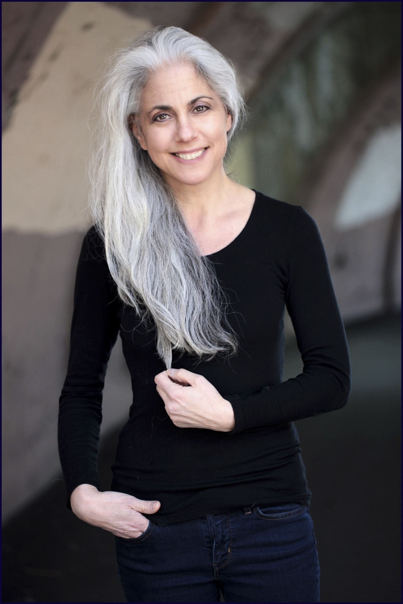 Ms TRAKINSKI, NYC Headshot by Top Headshots Photographer in NYC Tess Steinkolk